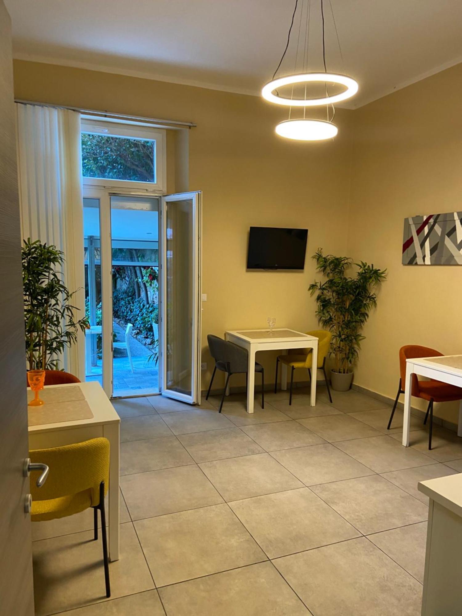 ليفورنو Paradise Inn المظهر الخارجي الصورة